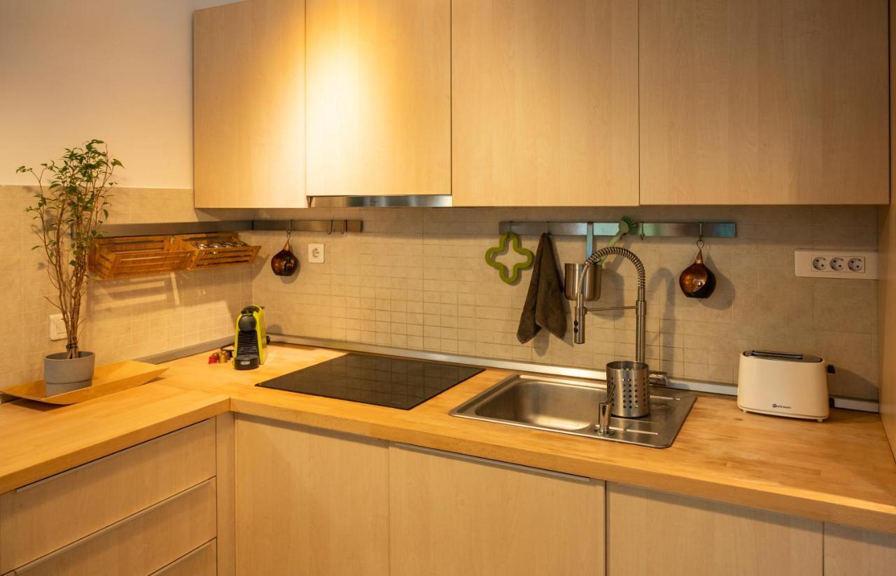 Green Corner Apartment Бухарест Экстерьер фото